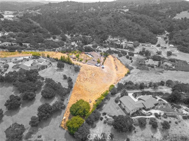 1685 Corbett Highlands Place, Arroyo Grande CA: https://media.crmls.org/medias/e621caf1-0d5b-4cb6-9a8e-c7acedf90955.jpg