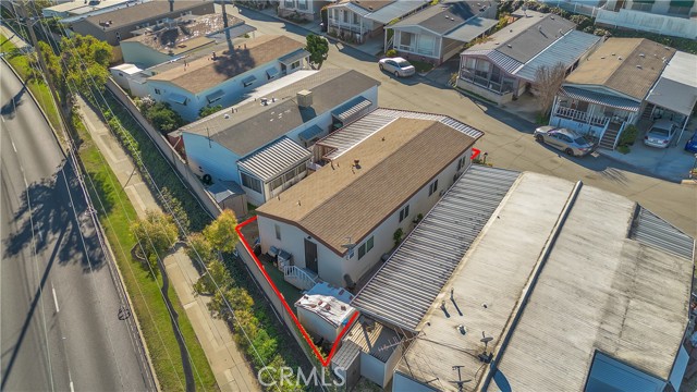 Detail Gallery Image 25 of 37 For 2550 Pacific Coast Highway, Torrance,  CA 90505 - 2 Beds | 2 Baths