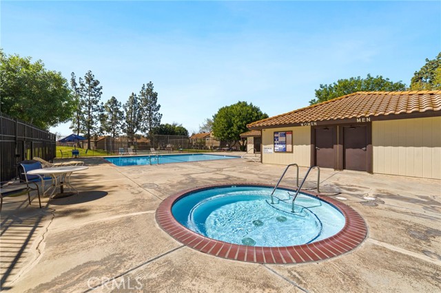 9341 Shadowood Drive, Montclair CA: https://media.crmls.org/medias/e6222f99-b9f8-4050-9569-4f26a38a3830.jpg