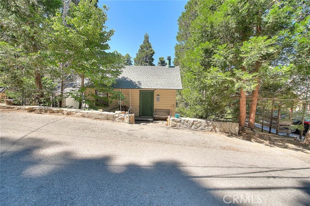 Details for 680 Buckingham, Lake Arrowhead, CA 92385