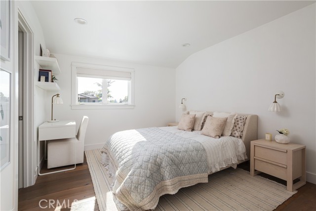 Detail Gallery Image 21 of 31 For 1700 Highland Dr, Newport Beach,  CA 92660 - 5 Beds | 6/1 Baths