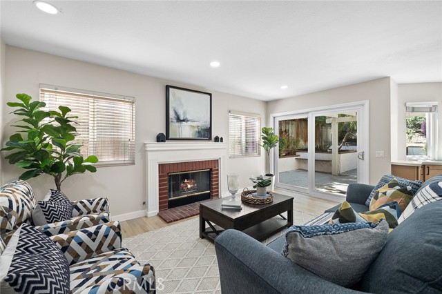 3302 Braemar Lane, Corona CA: https://media.crmls.org/medias/e62489df-df5e-4022-b60f-d268163310c9.jpg