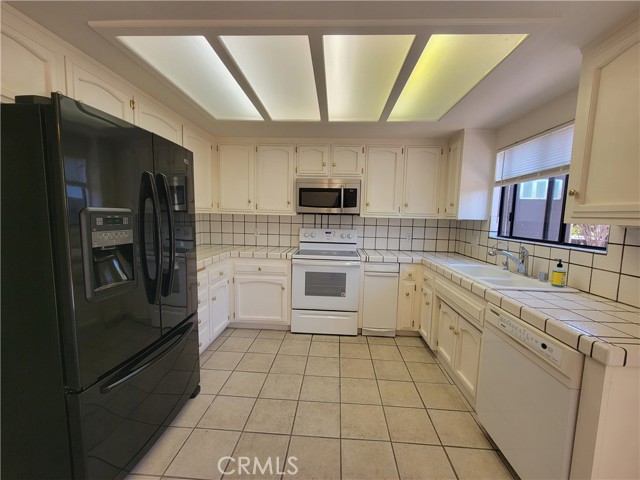 Detail Gallery Image 8 of 41 For 1107 Grieb Dr, Arroyo Grande,  CA 93420 - 2 Beds | 1/1 Baths