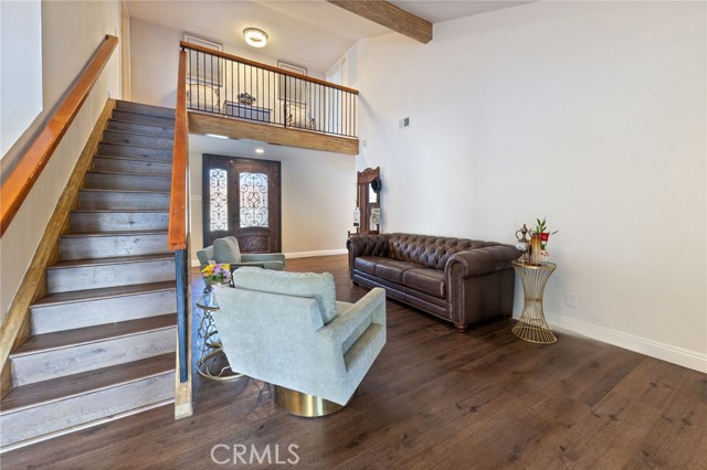 Detail Gallery Image 10 of 61 For 1319 via Esperanza, San Dimas,  CA 91773 - 6 Beds | 3 Baths