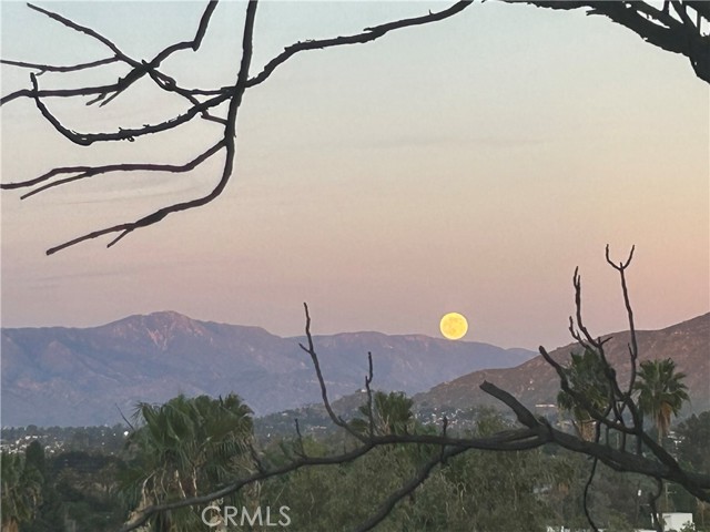 Detail Gallery Image 61 of 67 For 2715 Brockton, Riverside,  CA 92501 - 4 Beds | 2 Baths