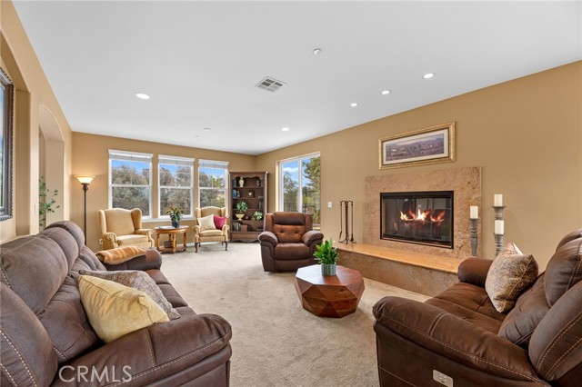 Detail Gallery Image 14 of 71 For 30865 via Norte, Temecula,  CA 92591 - 5 Beds | 4/1 Baths