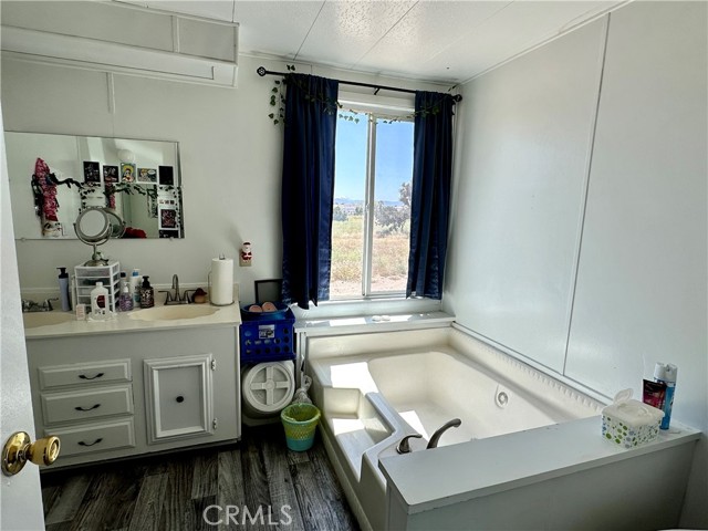 Detail Gallery Image 21 of 26 For 10251 Baldy Mesa Rd, Oak Hills,  CA 92344 - 2 Beds | 2 Baths