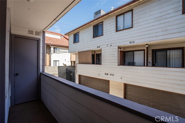 Detail Gallery Image 6 of 22 For 1129 Linden Ave #5,  Glendale,  CA 91201 - 2 Beds | 1/1 Baths