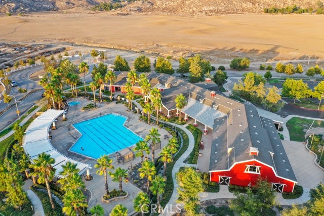 Detail Gallery Image 47 of 56 For 489 Berrybush St, Hemet,  CA 92543 - 3 Beds | 2 Baths