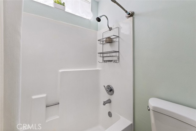 Detail Gallery Image 11 of 16 For 824 N Pasadena Ave #15,  Azusa,  CA 91702 - 3 Beds | 1/1 Baths