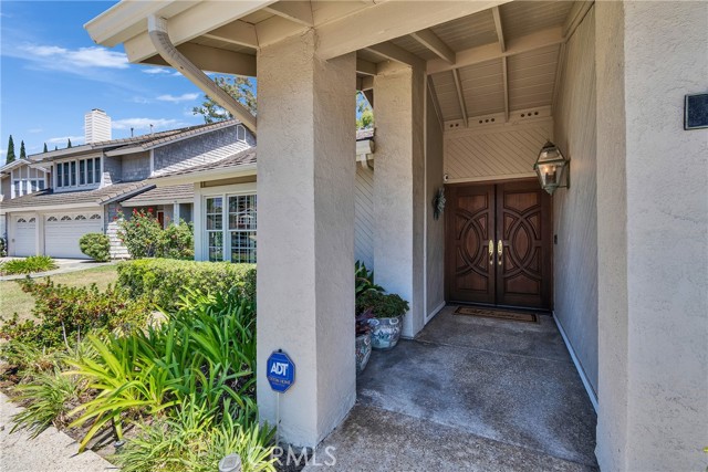 4 E Trenton, Irvine CA: https://media.crmls.org/medias/e628c647-df5d-494f-ba19-7bce7306a5bb.jpg