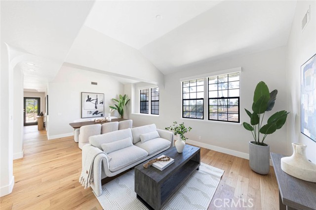 Detail Gallery Image 15 of 48 For 90 Ocean Vista, Newport Beach,  CA 92660 - 2 Beds | 2/1 Baths