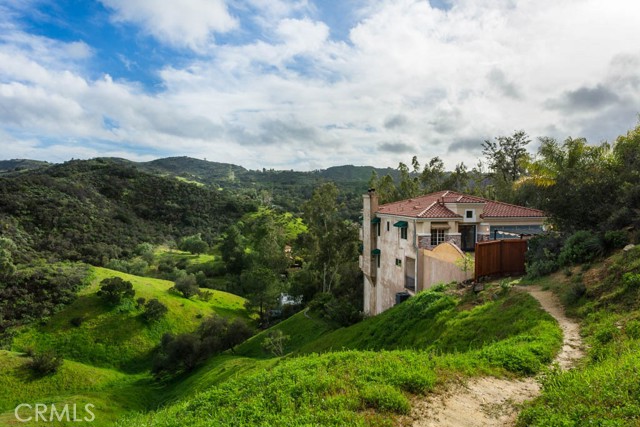 Detail Gallery Image 13 of 25 For 20900 Bandera, Woodland Hills,  CA 91364 - 3 Beds | 3 Baths