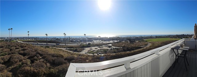 Detail Gallery Image 2 of 4 For 17 Encore Ct #234,  Newport Beach,  CA 92663 - 2 Beds | 3 Baths