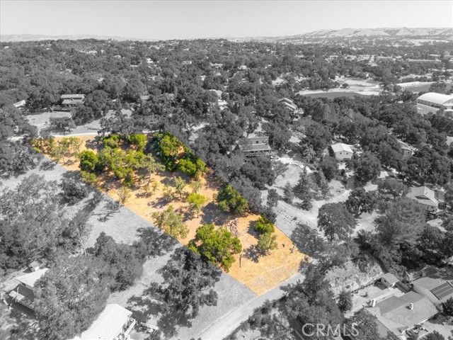 8315 Linda Vista Avenue, Atascadero CA: https://media.crmls.org/medias/e62ba1a3-61c2-45bb-9913-b30bc5338fca.jpg