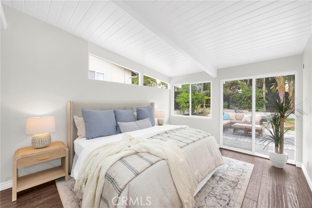 9 W Avenida Cornelio, San Clemente CA: https://media.crmls.org/medias/e62c02ce-0827-4e50-b07b-9d44f987ebbf.jpg