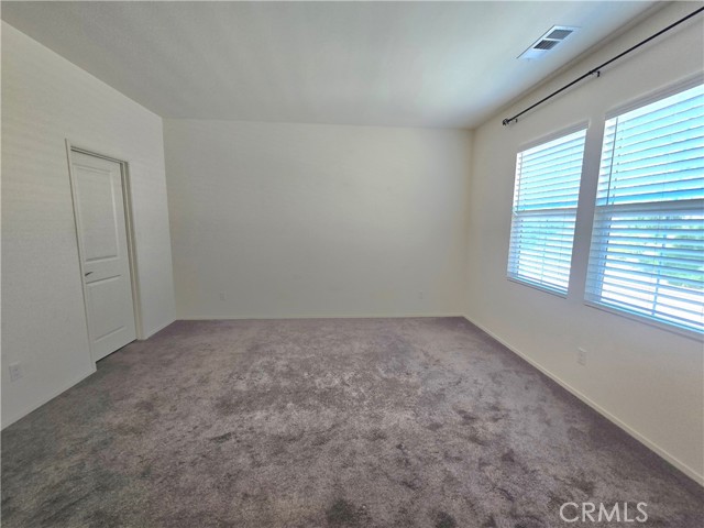 5374 N Alumni Lane, San Bernardino CA: https://media.crmls.org/medias/e62c63b7-34a7-4dd0-a263-08064e765c64.jpg