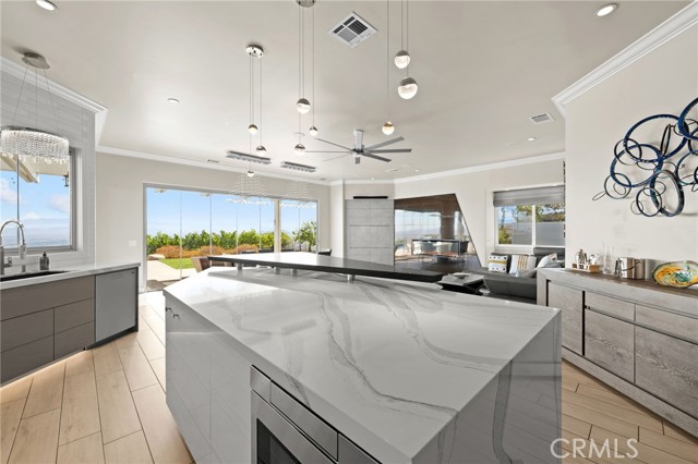 28282 Sycamore Mesa Road, Temecula CA: https://media.crmls.org/medias/e62c83e0-0e90-47fa-bdb5-836524cc7c60.jpg