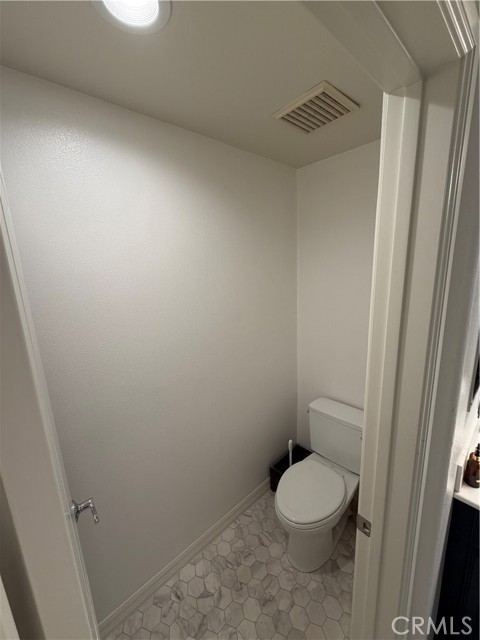 Detail Gallery Image 9 of 20 For 2829 W Edinger Avenue, Santa Ana,  CA 92704 - 4 Beds | 3 Baths