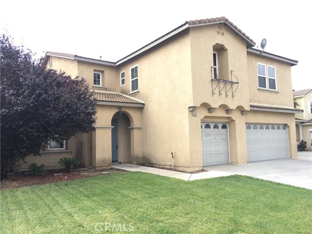 8048 Orchid Dr, Corona, CA 92880