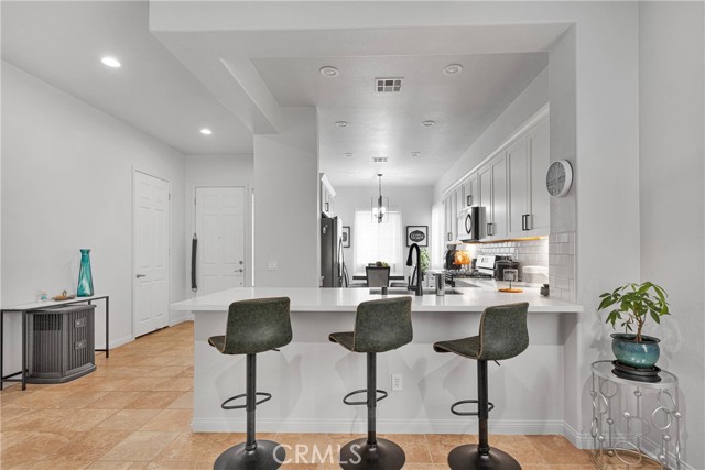 10065 Wilmington Lane, Apple Valley CA: https://media.crmls.org/medias/e62e052f-76b7-4066-945e-f1ff71652af7.jpg