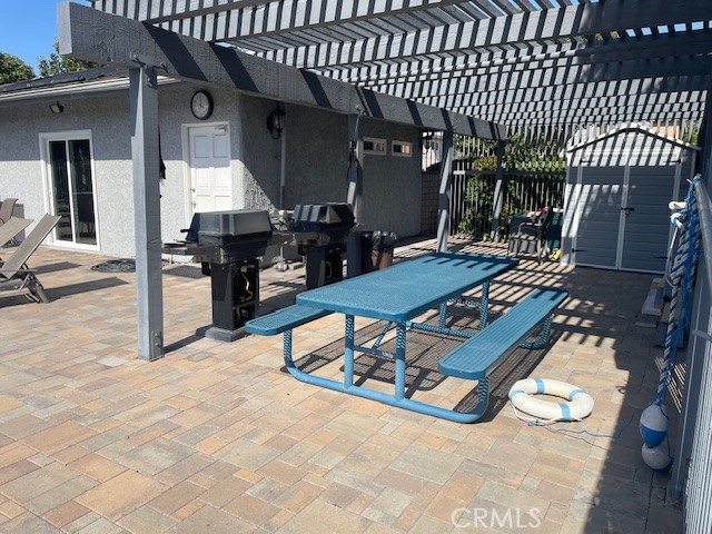 4666 Pinecrest, Huntington Beach CA: https://media.crmls.org/medias/e62e0b4d-11d8-4f47-94ff-f3985c61836a.jpg