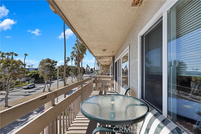 230 Catalina Avenue, Redondo Beach, California 90277, 2 Bedrooms Bedrooms, ,1 BathroomBathrooms,Residential,Sold,Catalina,IV23133644