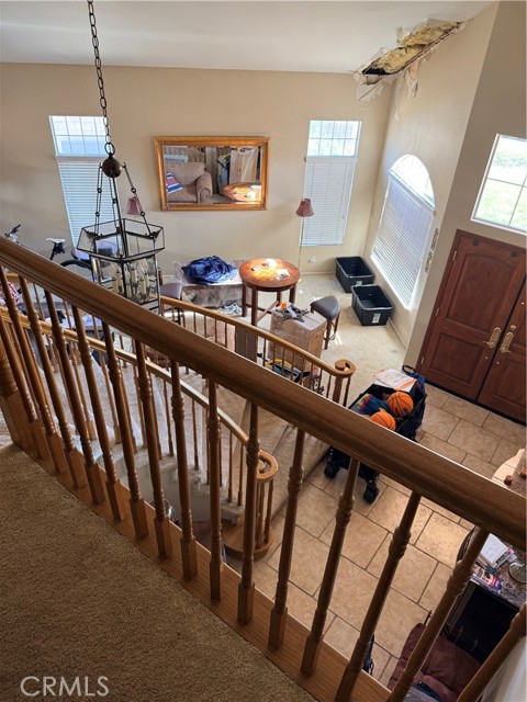 6614 Manzanita Court, Chino CA: https://media.crmls.org/medias/e62e700c-5313-46f5-bfd7-7c3431047c21.jpg