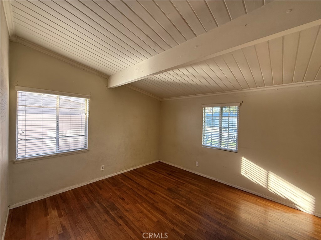 MLS #OC25268085 image #21