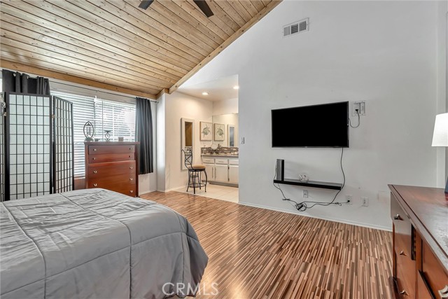 Detail Gallery Image 26 of 40 For 21241 Lassen #3,  Chatsworth,  CA 91311 - 2 Beds | 2/1 Baths