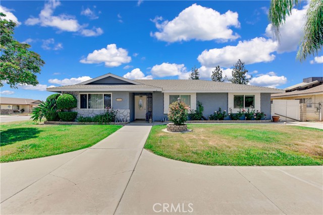 26363 Hemet Street, Hemet CA: https://media.crmls.org/medias/e62f9899-8d33-4f2e-b934-6e2b51a3e6a8.jpg