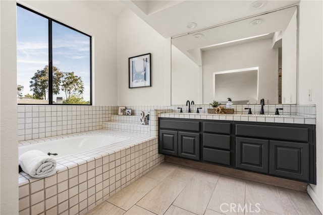 Detail Gallery Image 12 of 75 For 30 Waterway #43,  Irvine,  CA 92614 - 2 Beds | 2 Baths
