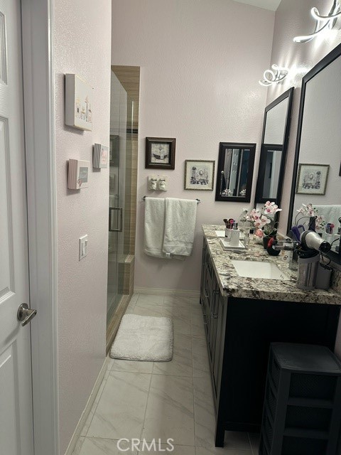Detail Gallery Image 5 of 7 For 33878 Drifting Sands Cir, Thousand Palms,  CA 92276 - 3 Beds | 2 Baths