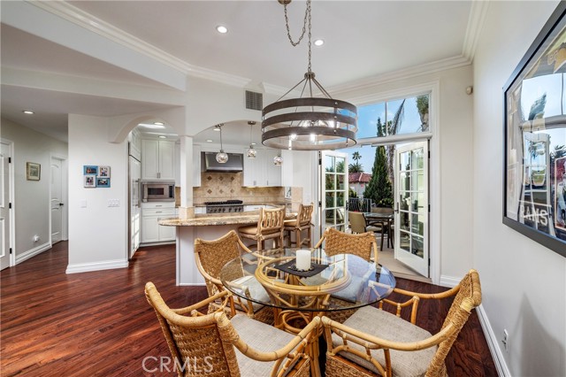 111 Via Lido Nord, Newport Beach CA: https://media.crmls.org/medias/e6302604-501e-4263-ab77-e28b82b0b632.jpg