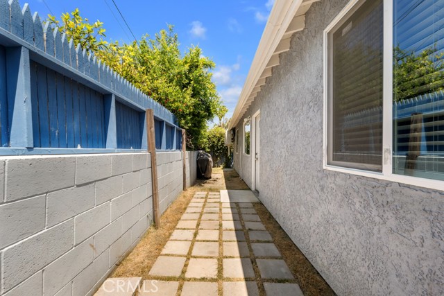 Detail Gallery Image 27 of 61 For 7701 Baird Ave, Reseda,  CA 91335 - – Beds | – Baths
