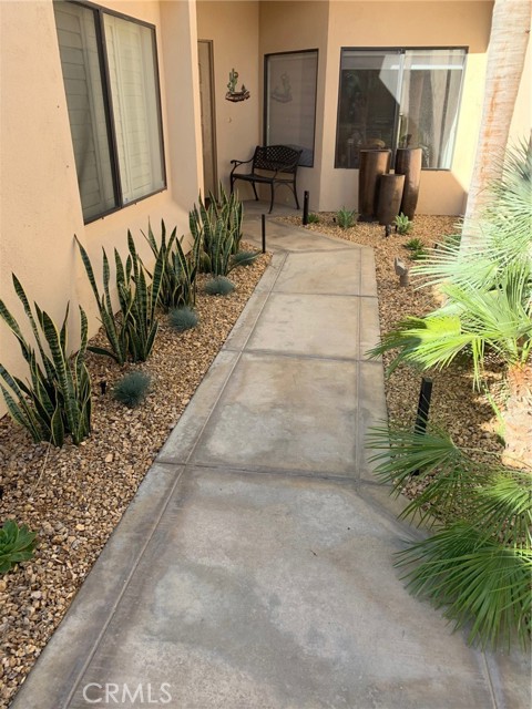 Detail Gallery Image 2 of 25 For 54873 Southern Hills, La Quinta,  CA 92553 - 3 Beds | 3/1 Baths