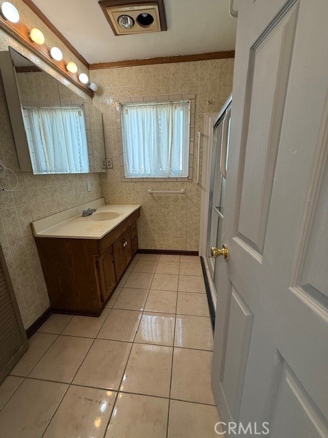 Detail Gallery Image 6 of 21 For 7740 Case Ave, Sun Valley,  CA 91352 - 3 Beds | 1 Baths