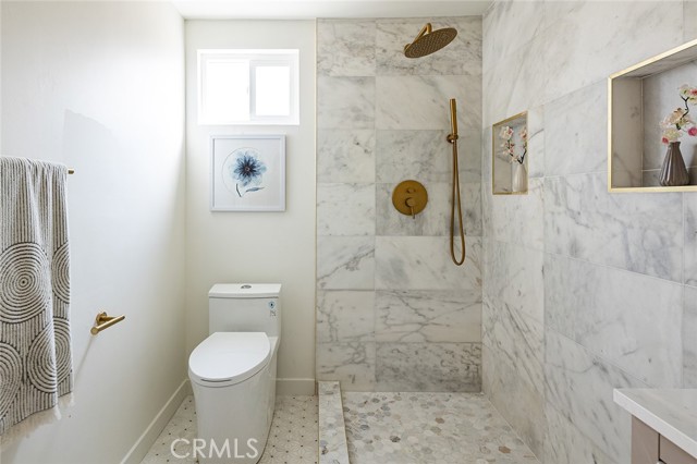 Detail Gallery Image 21 of 36 For 3566 S Gramercy Pl, Los Angeles,  CA 90018 - 3 Beds | 2 Baths