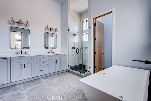 Detail Gallery Image 28 of 45 For 3310 Blossom Ln, Redondo Beach,  CA 90278 - 4 Beds | 3/1 Baths