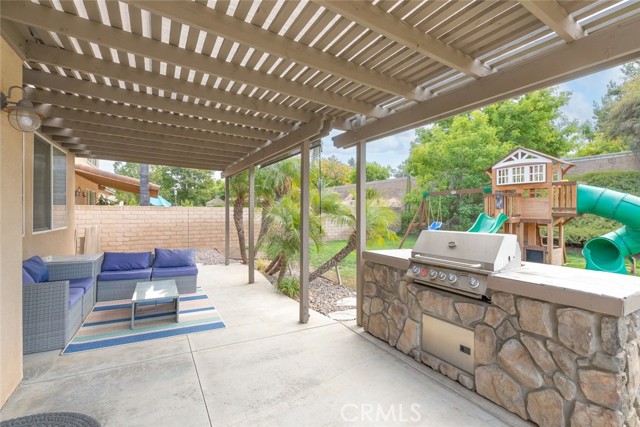 Detail Gallery Image 38 of 39 For 1638 Paseo Vista St, Corona,  CA 92881 - 5 Beds | 2/1 Baths