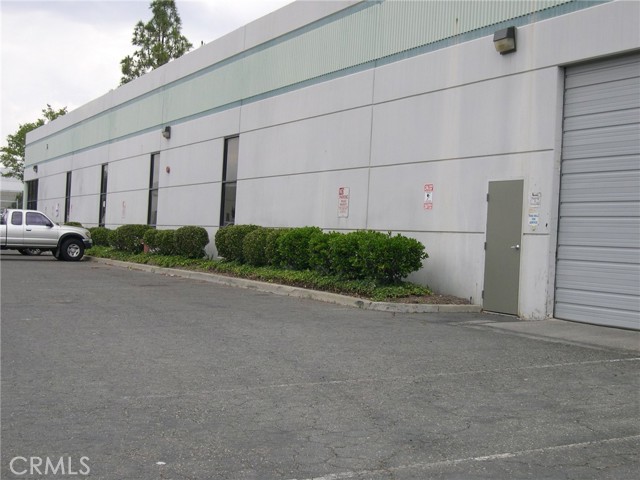 Image 2 of 15 For 27641 Avenue Scott