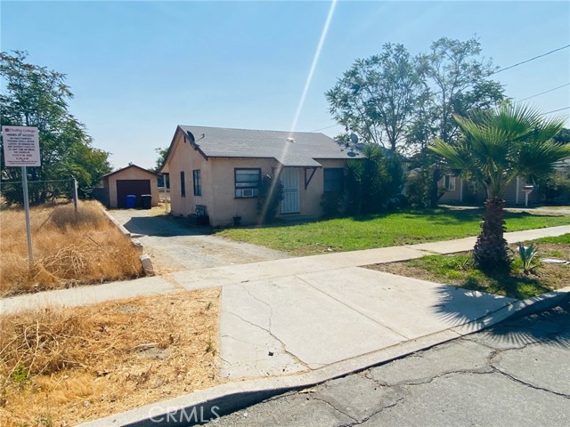 9023 Olive St, Fontana, CA 92335