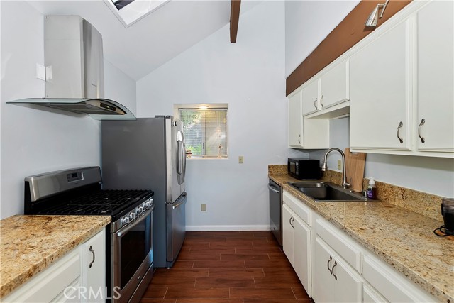 Detail Gallery Image 21 of 33 For 1262 Brentwood Dr, Lake Arrowhead,  CA 92352 - 3 Beds | 2 Baths