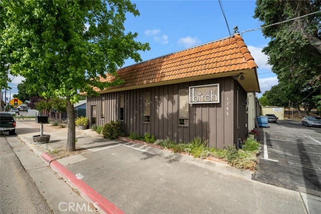 1745 Riverside Avenue, Paso Robles, California 93446, ,Commercial Lease,For Rent,1745 Riverside Avenue,CRNS25123796