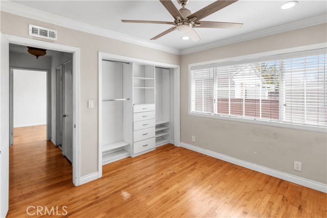 13303 Judah Avenue, Hawthorne CA: https://media.crmls.org/medias/e63a1727-092b-4a5b-8df8-d26c1c639b34.jpg