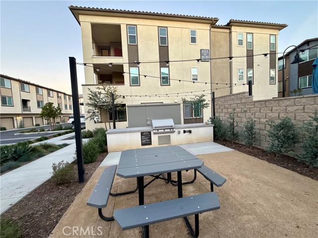 Detail Gallery Image 21 of 22 For 6114 Valentina Way #202,  Corona,  CA 92880 - 2 Beds | 2 Baths