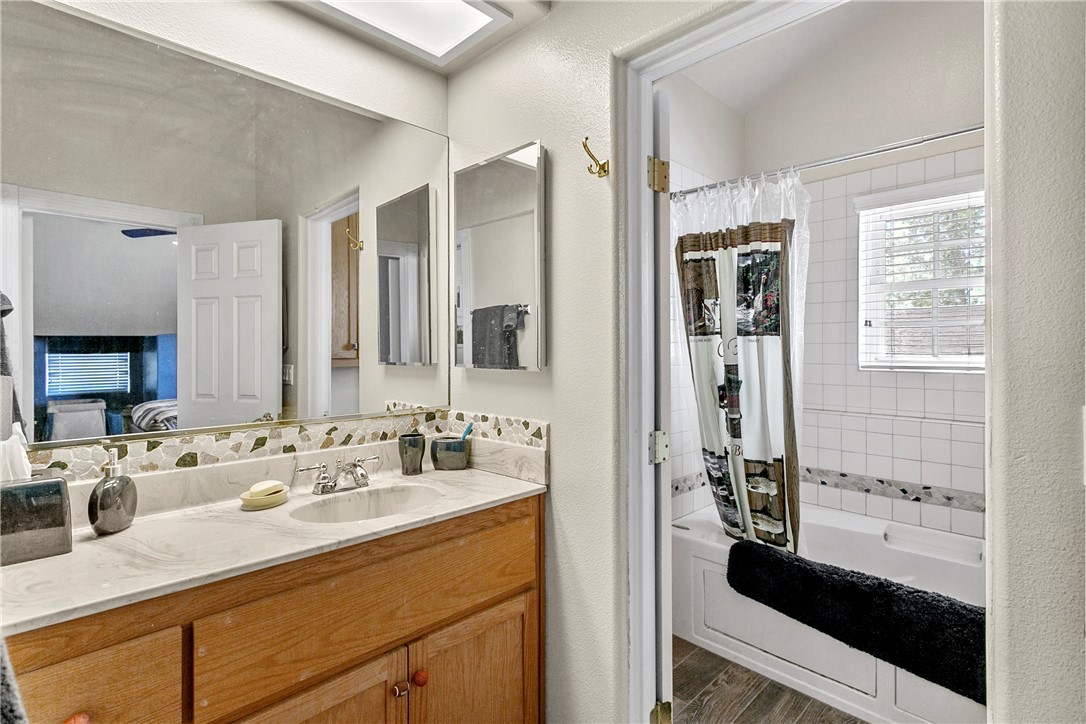 Detail Gallery Image 33 of 63 For 10079 Valle Vista Rd, Phelan,  CA 92371 - 3 Beds | 4/1 Baths