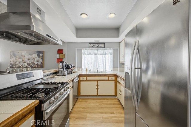 Detail Gallery Image 8 of 54 For 301 Oleander, San Jacinto,  CA 92582 - 4 Beds | 3 Baths