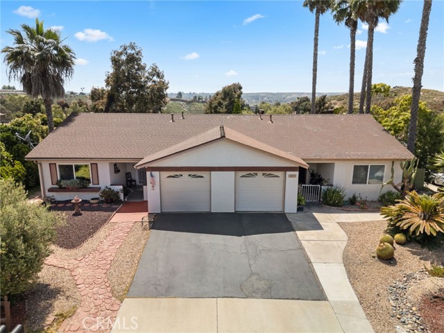 301 San Dimas Avenue, Oceanside, California 92057, 2 Bedrooms Bedrooms, ,2 BathroomsBathrooms,Residential,For Sale,San Dimas Avenue,SW24114512