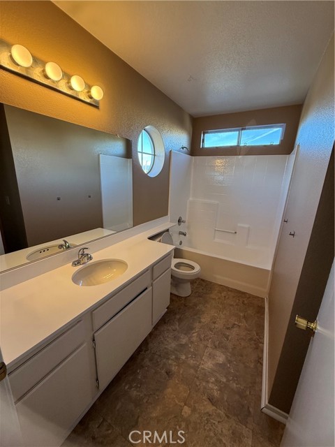 Detail Gallery Image 16 of 21 For 23708 Cork Oak, Murrieta,  CA 92562 - 3 Beds | 2/1 Baths